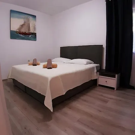 Noah Apartment *